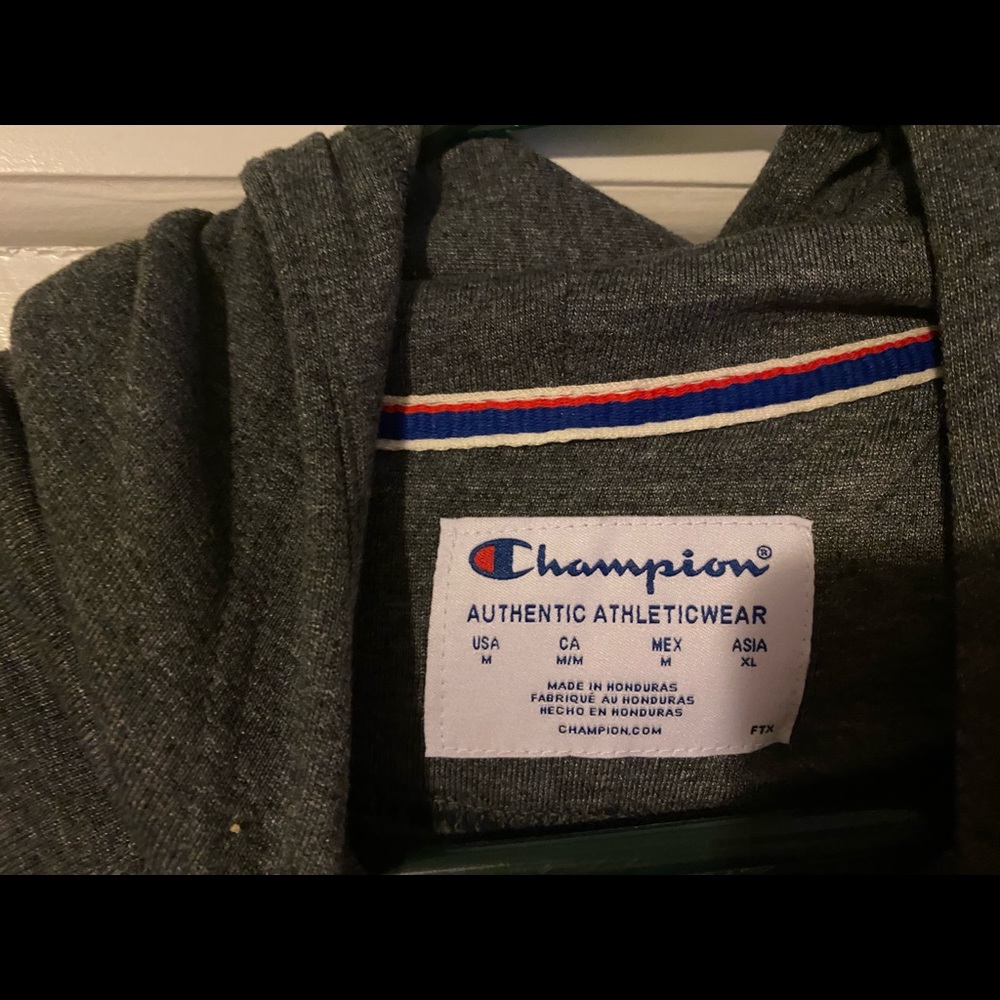 New without tags- never worn